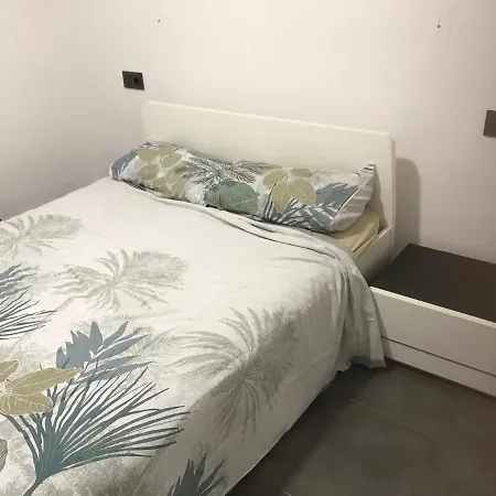 Апартаменты A Chic Four-person By The At Cap Ras Льянсса